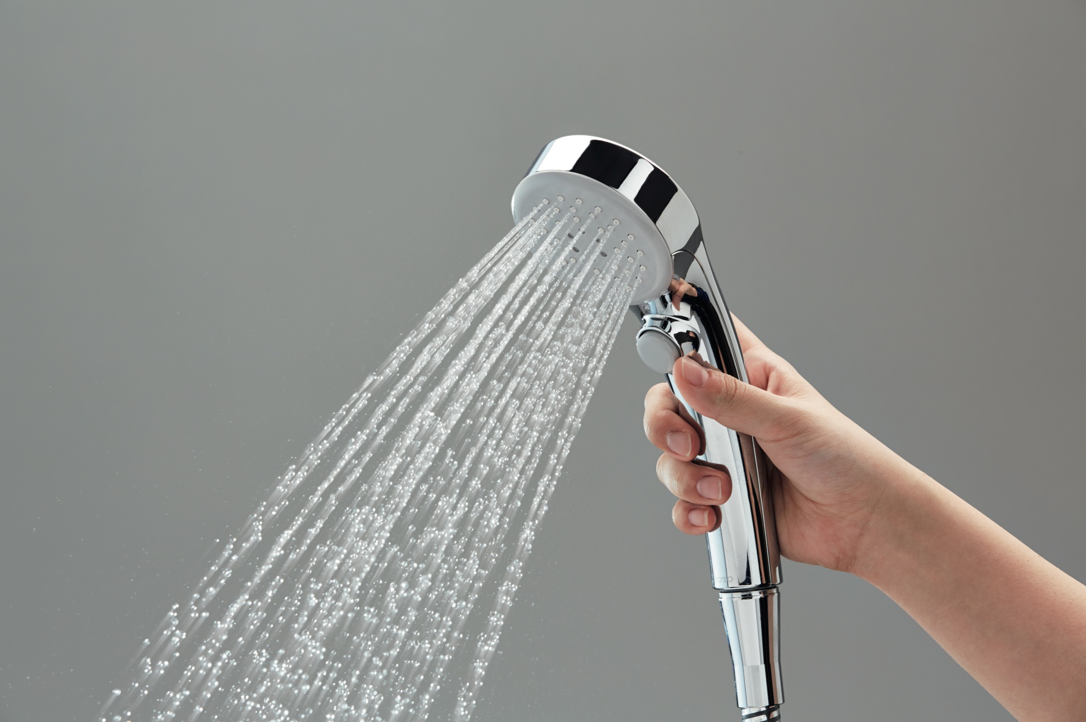 TOTO、従来比48％の節水＋浴び心地を両立したシャワー | 新建ハウジング