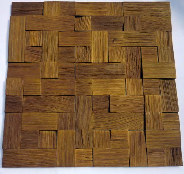 各パーツはナタでひとつひとつ割っているため、自然な味わいがある。