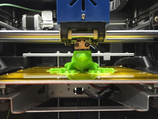 造形スピードは２０〜１２０ｍｍ／ｓ