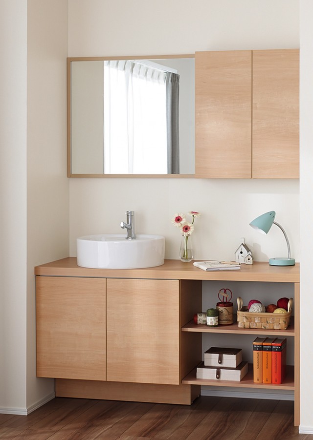 木製カウンターに陶器製洗面器をセットした「ベッセルタイプ」