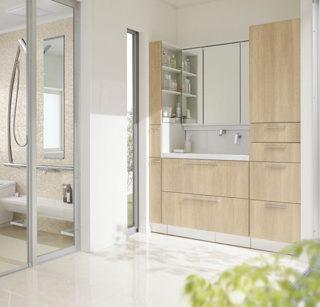 写真のセット５４万９０００円（扉色：ベルベライトウッド、Ｗ＝１５０＋９００＋４５０）