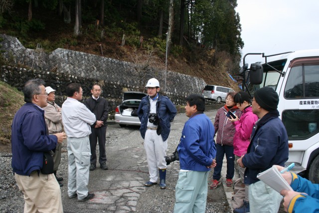 歴史的建造物や文化財の専門家有志が白馬村堀之内地区を緊急調査