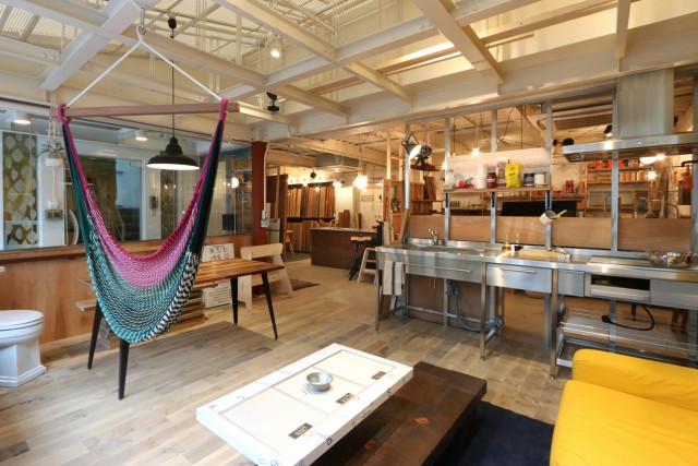 ショールーム全体像。面積は７３.８平米。