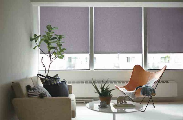 天然素材のような風合いの「アーブル」は、黒色に染めた糸の混色感が特徴。６色