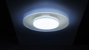 ドウシシャ、光が広がる導光板パネルのシーリングライト発売