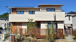 越井木材、モデルハウス型の木材製品ショールームを開設