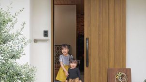ＬＩＸＩＬ、玄関引戸の使い勝手とデザインを大幅向上