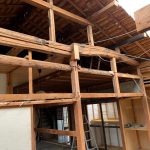 減築部分を切り離した様子。手前は解体する