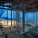 解体後の軸組の様子。腐食などは少なく木材の状態としては健全