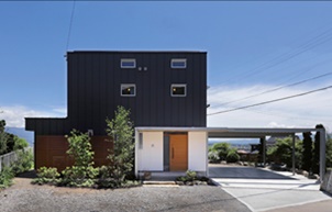 設計力生かした提案（規格）住宅で子育て世代のファンをつくる　民家型工法ベースの「木のハコ」展開 -大蔵建設［長野県飯田市］