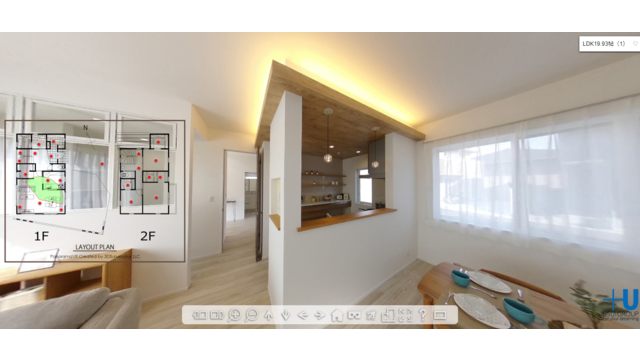 ウスイホーム、モデルハウスの360°パノラマVR公開