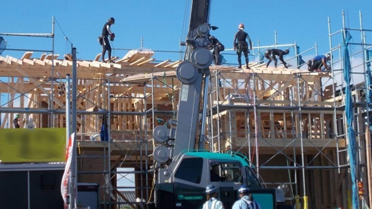 住宅（木造）の2月の建築費指数は前月比0.1％増