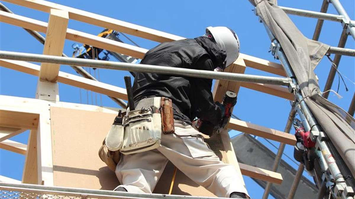 建専連報告書で工務店へのヒアリング結果　新卒採用状況など