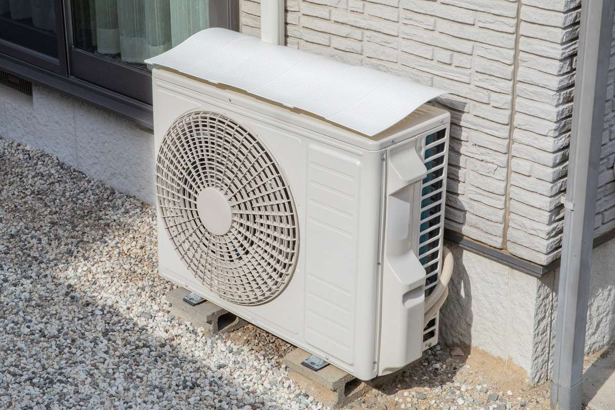 タカラ産業、マグネットで取り付け可能な「室外機カバー」発売