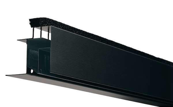 鼻隠し下地不要、30分準耐火構造認定の軒ゼロ軒天換気材